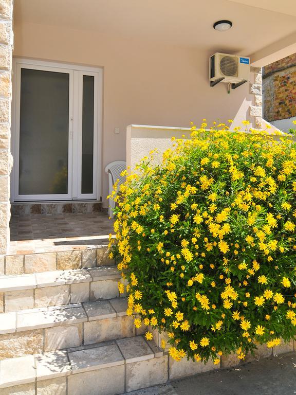 Apartments Samardzic Τίβατ Εξωτερικό φωτογραφία