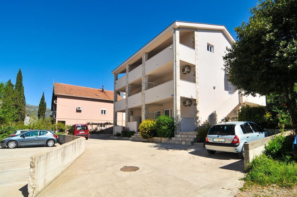 Apartments Samardzic Τίβατ Εξωτερικό φωτογραφία