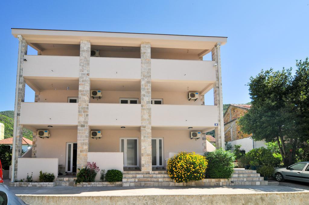 Apartments Samardzic Τίβατ Εξωτερικό φωτογραφία