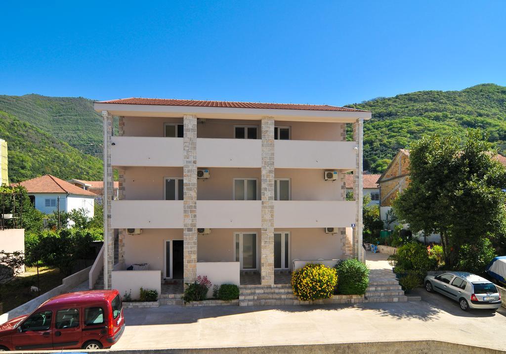 Apartments Samardzic Τίβατ Εξωτερικό φωτογραφία