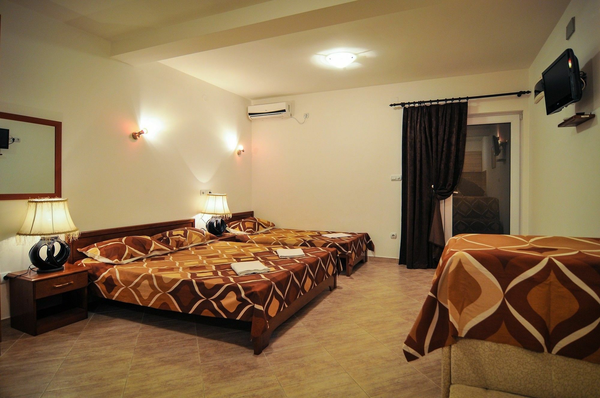 Apartments Samardzic Τίβατ Εξωτερικό φωτογραφία