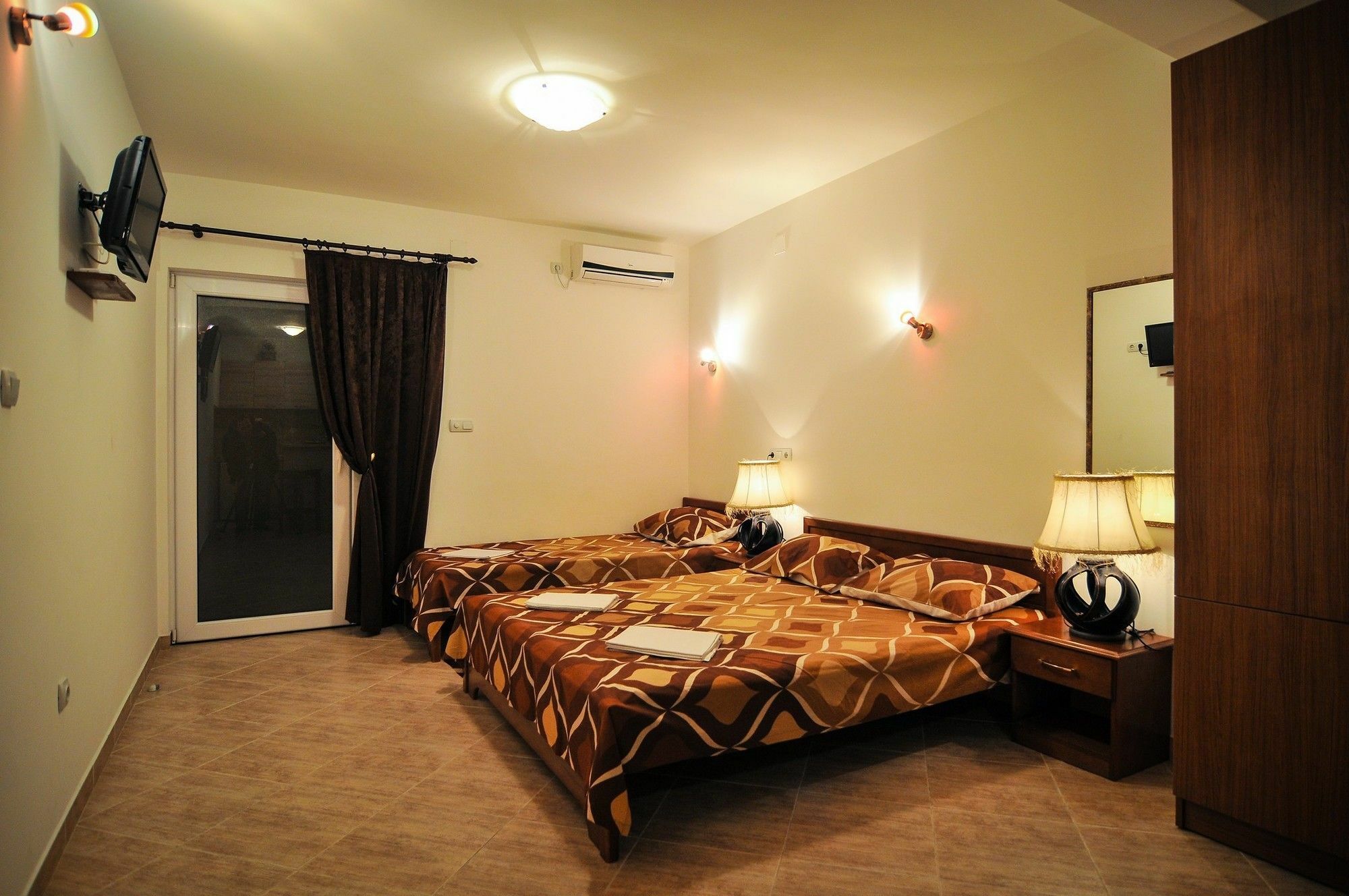 Apartments Samardzic Τίβατ Εξωτερικό φωτογραφία